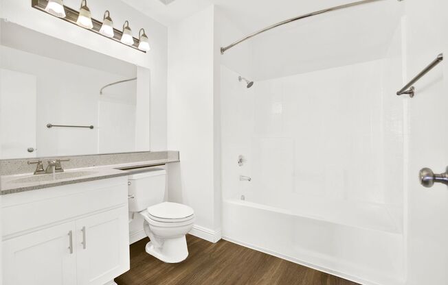 1 bed, 1 bath, 600 sqft, $1,895, Unit J277