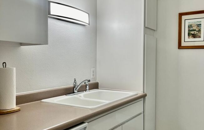 1 bed, 1 bath, 789 sqft, $1,995, Unit 503