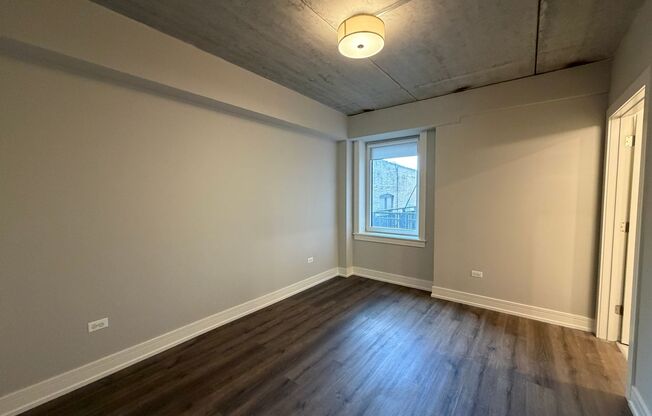2 beds, 2 baths, 908 sqft, $3,700, Unit 952-402
