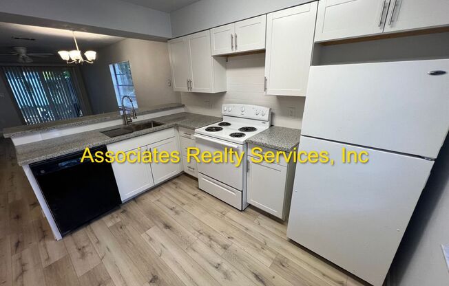 2 beds, 1.5 baths, 950 sqft, $1,095, Unit 2225D- 895