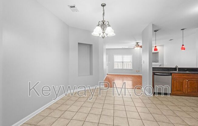 2207 RIV PARK CT