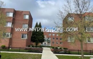 3 beds, 1 bath, $845, Unit 2307 A8