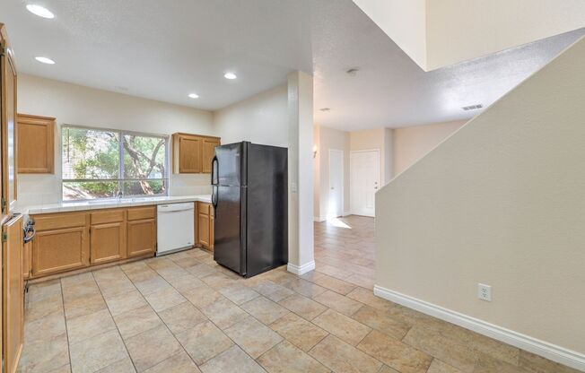 Beautiful 2 story home in Peccole Ranch.