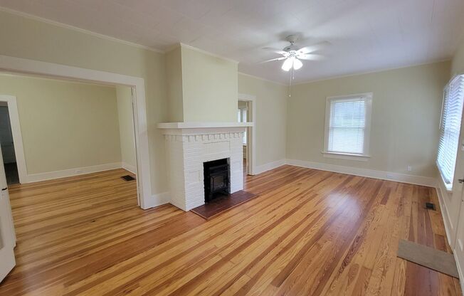 Charming Bungalow in Historic Downtown Canton!