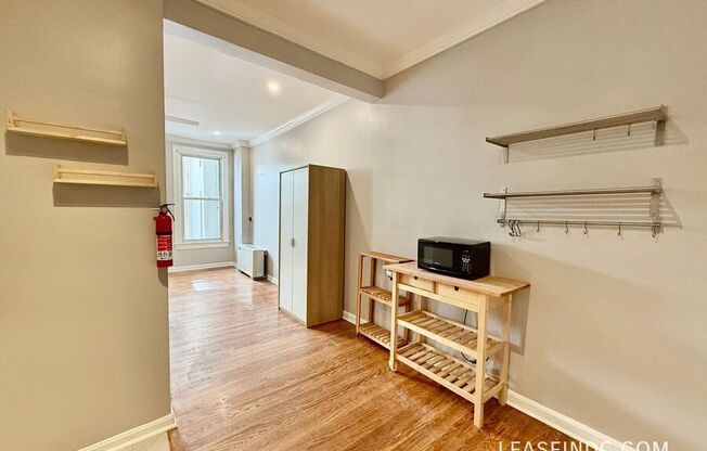 1300 Massachusetts Ave NW
