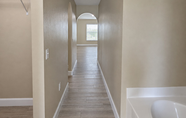 4 beds, 3.5 baths, $2,800