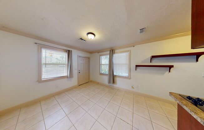 Studio, 1 bath, 550 sqft, $1,475