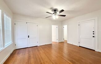 1 bed, 1 bath, $1,095, Unit B2615