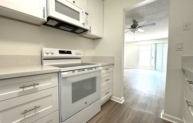 210 Quintard St