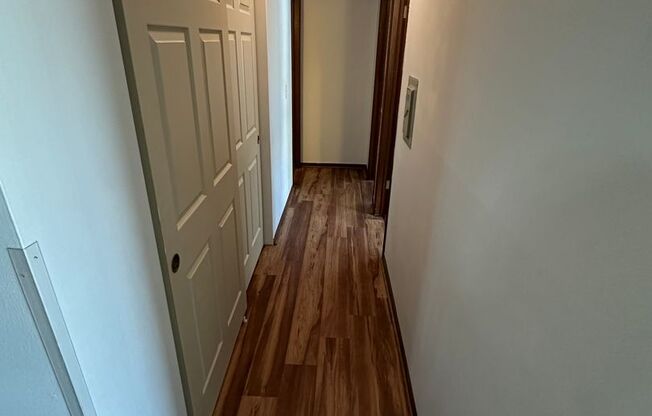 2 beds, 1 bath, 850 sqft, $1,199.99, Unit 104