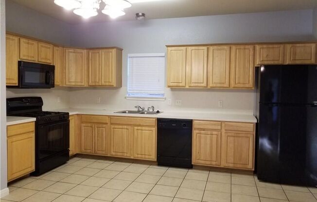 4 beds, 2 baths, $3,650