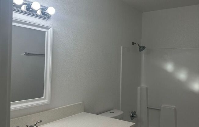 13211 N. 21st - SRN 13205-13207-13209 (3 Bed)