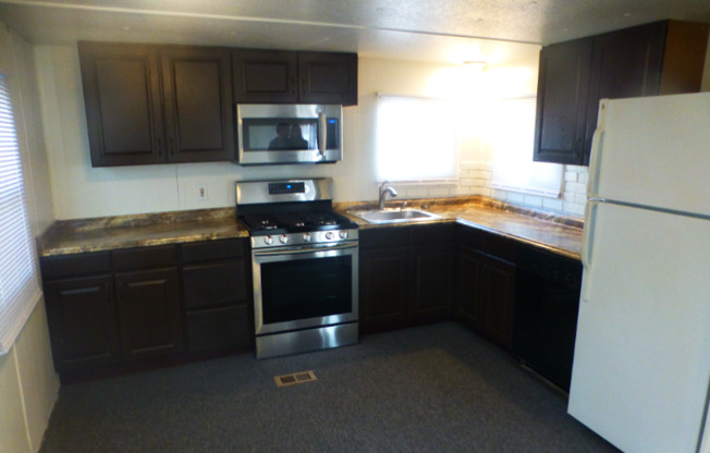 3526 N Cascade Ave H-8