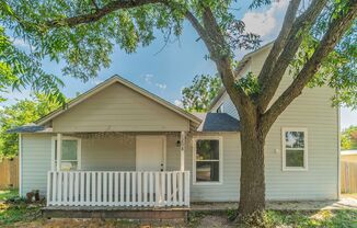 ✨ Stylishly Renovated 3-Bedroom Home in Arlington!