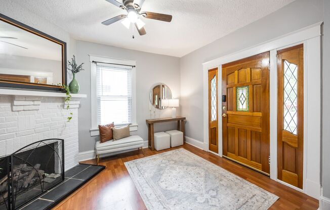Quaint 2 Bedroom 1 Bath Home in Forest Hill! ***Available 06/06***