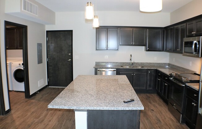 1 bed, 1 bath, 858 sqft, $1,285, Unit 110