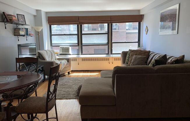 1 bed, 1 bath, 700 sqft, $1,775, Unit 418-0303