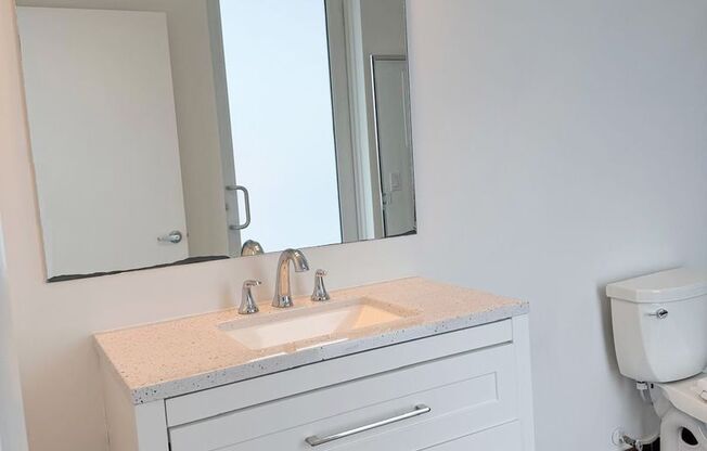 Studio, 1.5 baths, 1,136 sqft, $3,750, Unit Unit 708