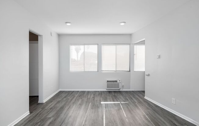 Studio, 1 bath, 615 sqft, $1,848, Unit 236
