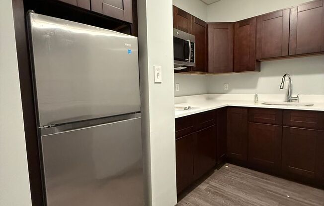1 bed, 1 bath, 390 sqft, $1,850, Unit 1106