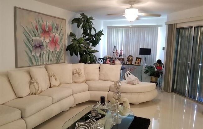 650 SW 138th Ave