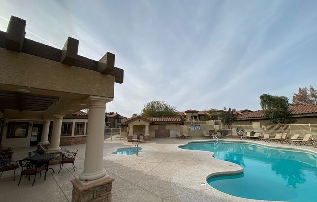 2 beds, 2 baths, $1,695, Unit # 2060