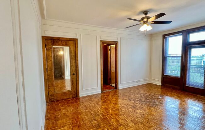 Studio, 1 bath, 300 sqft, $1,665, Unit 530-604