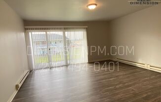 Studio, 1 bath, 372 sqft, $945, Unit Unit 13