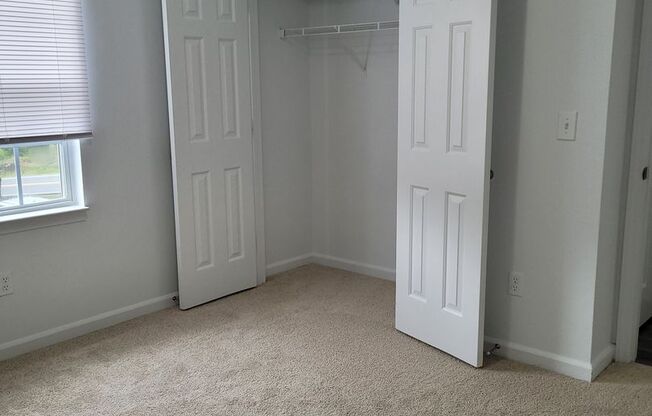 2 beds, 1 bath, 804 sqft, $980, Unit 1791H