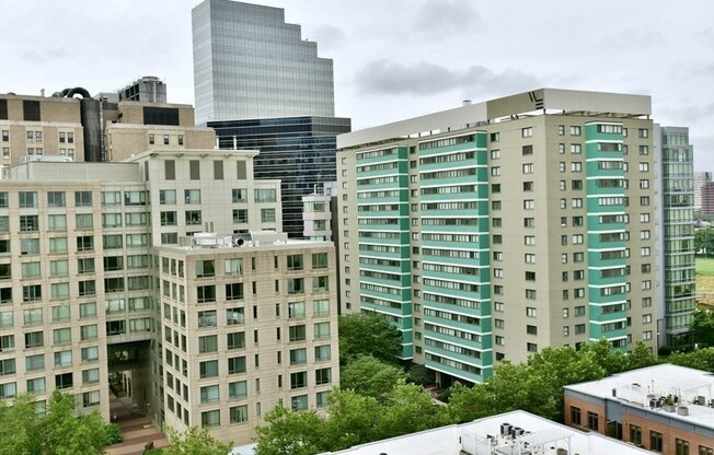 1 bed, 1 bath, 947 sqft, $3,300, Unit 12F