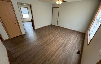 2 beds, 1 bath, $850