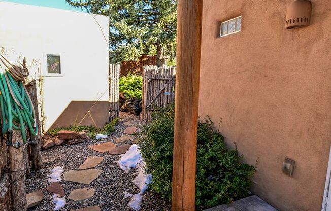 Charming Guest House on Escalante St.