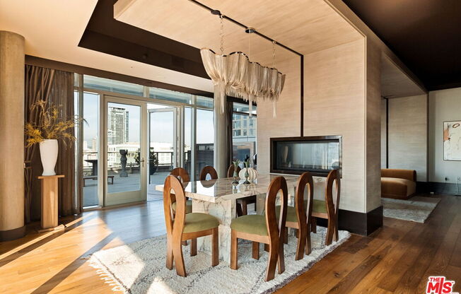 3 beds, 4 baths, 3,670 sqft, $15,000, Unit 2204