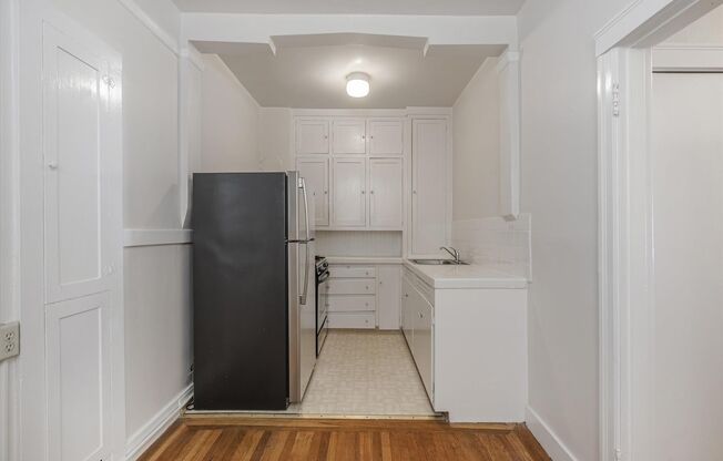 Studio, 1 bath, $2,495, Unit 105