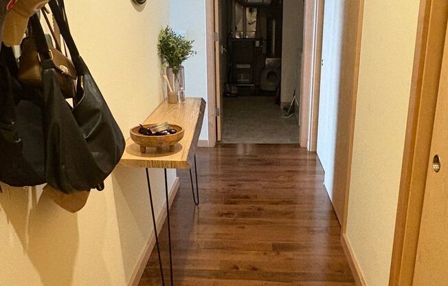 1 bed, 1.5 baths, 1,022 sqft, $2,125, Unit 503