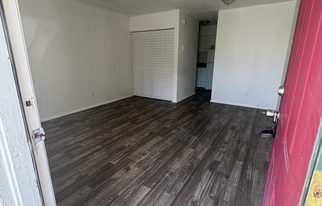 8502 CHANNELVIEW CIR