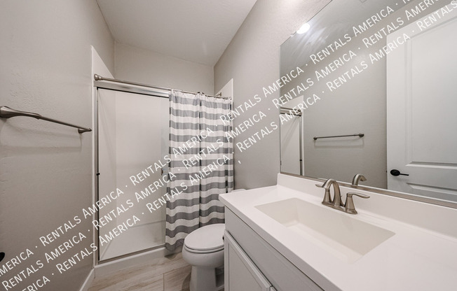 1726 W JEANINE DR