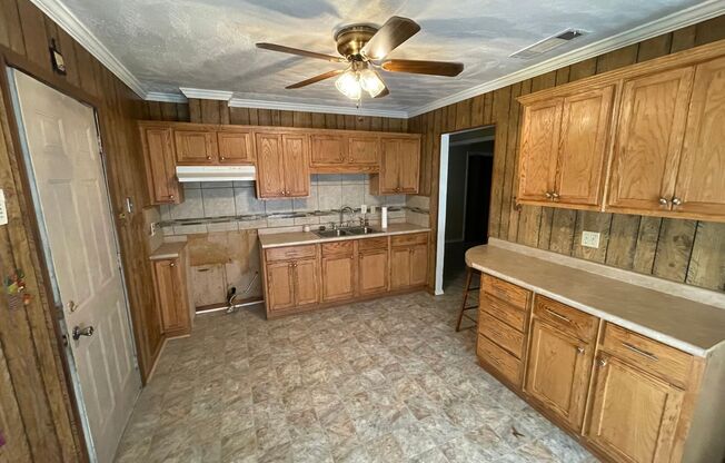 Large brick home - move in ready. Spacious den!
