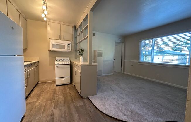 1 bed, 1 bath, $1,575, Unit 07