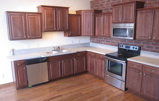 2 beds, 2 baths, 1,187 sqft, $1,350, Unit AW 113