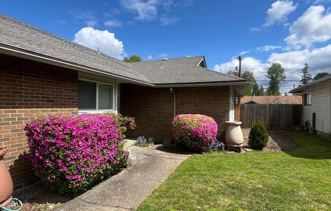 Updated 2-Bedroom Duplex in Prime Beaverton Location