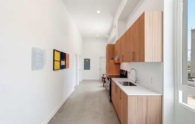 Studio, 1 bath, 445 sqft, $1,995, Unit 208-D