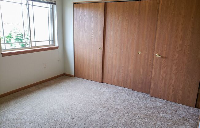 2 beds, 2 baths, 1,186 sqft, $1,905, Unit 200-102