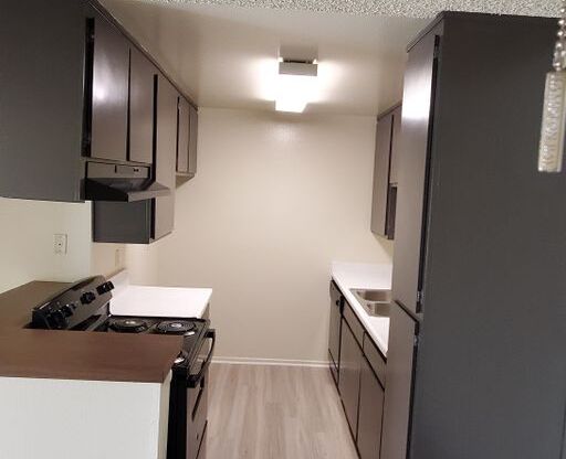 2 beds, 2 baths, 960 sqft, $2,595, Unit 321