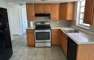 2 beds, 1 bath, $1,450