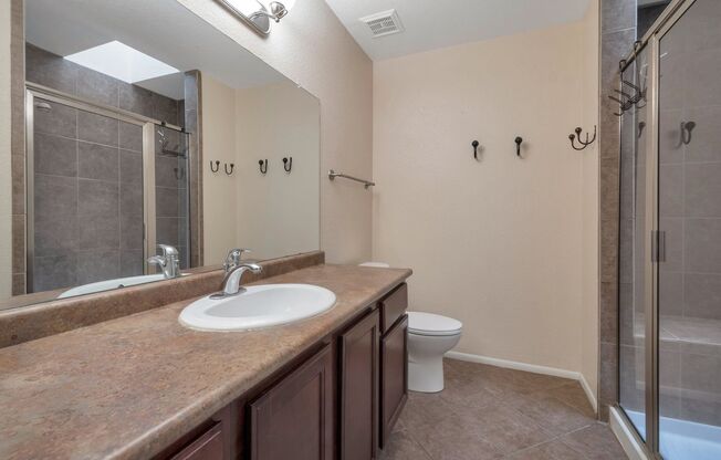 2 beds, 2 baths, $1,795, Unit Unit 2062