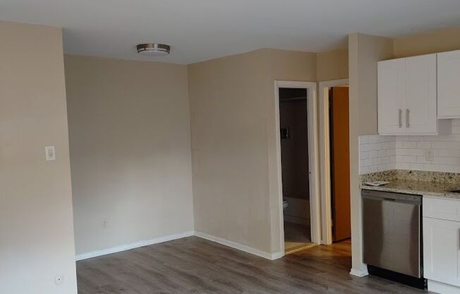 1 bed, 1 bath, 600 sqft, $1,575, Unit Unit 201