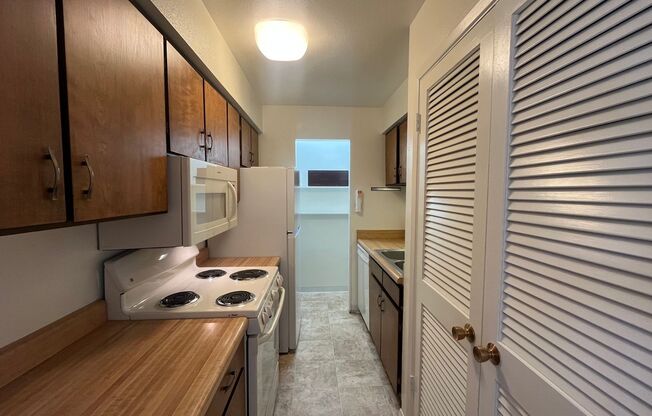2 beds, 2 baths, $1,795, Unit UNIT N 1