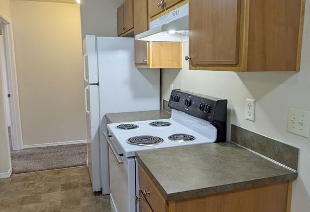 3 beds, 2 baths, 1,180 sqft, $1,625, Unit C103
