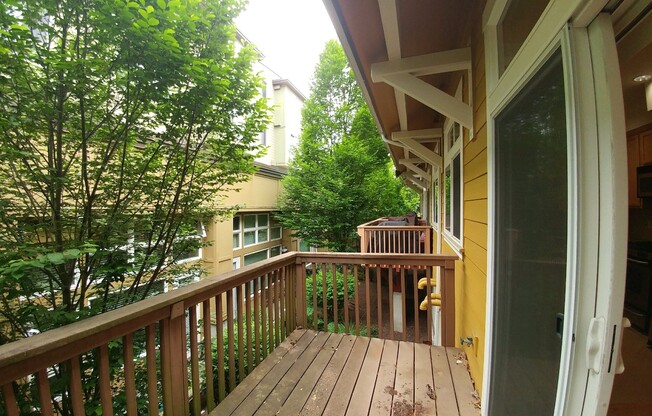 2 beds, 1.5 baths, $2,995